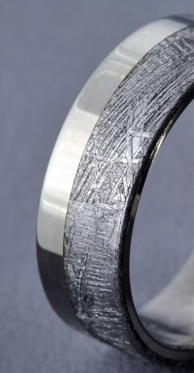 Hydra White Gold