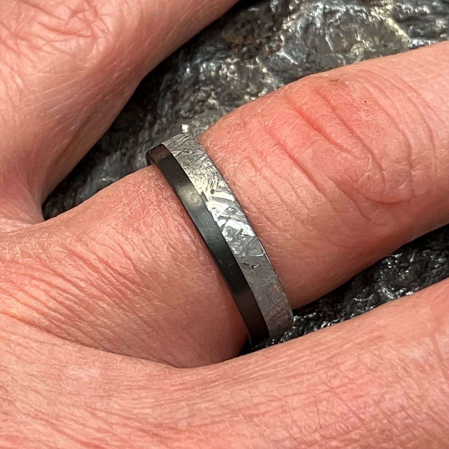 Hydra Black Zirconium